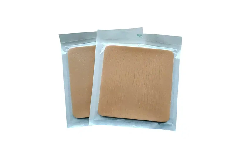 Curativo de espuma de silicone OEM versus etiqueta branca: o que os compradores devem saber