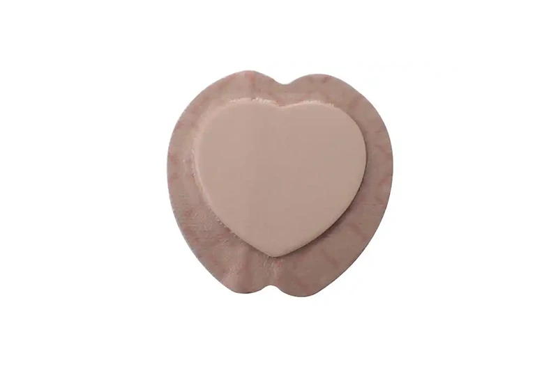 Curativo de espuma de gel de silicone sacral em forma de cora&ccedil;&atilde;o